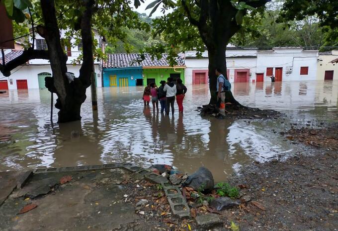 Inundaciones en el corregimiento Bolombolo de Venecia, Antioquia.