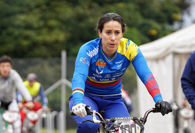 Mariana Pajón ganó su segundo título en la Copa Mundo BMX de Bogotá Mariana Pajón ganó su segundo título en la Copa Mundo BMX de Bogotá