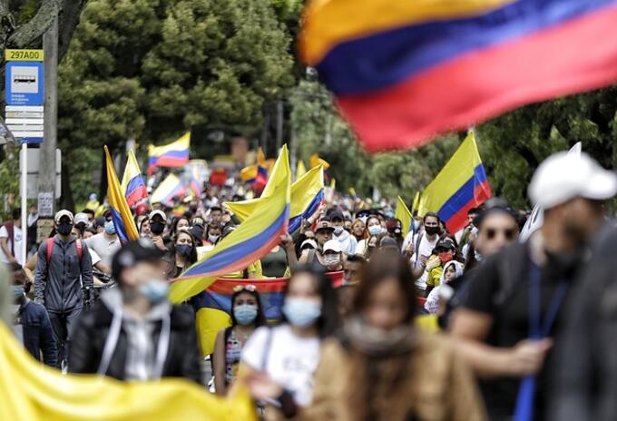 PROTESTAS EN BOGOTÁ PROTESTAS EN BOGOTÁ