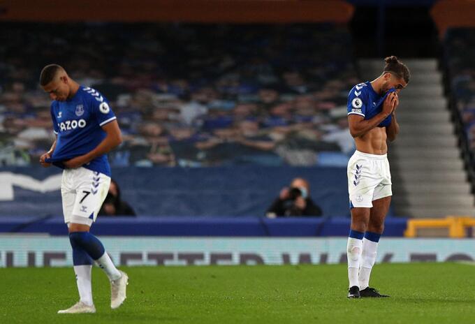 Everton perdió ante Aston Villa Everton perdió ante Aston Villa