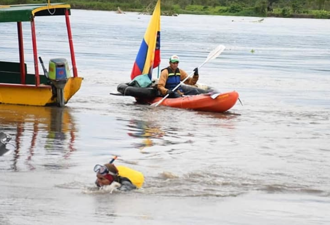 Fraylejon durante su recorrido por el río Magdalena