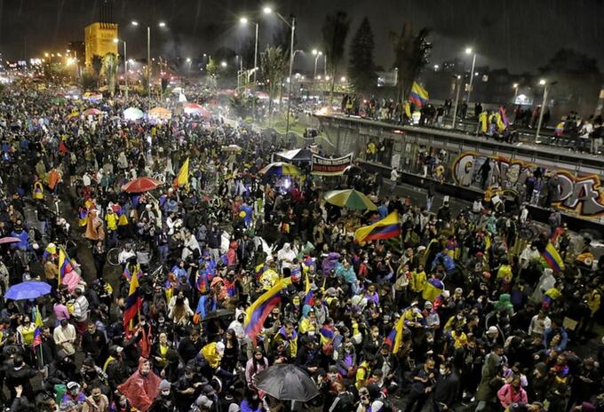 Protestas en Bogotá 28 de mayo 2021 en el sector de Héroes.