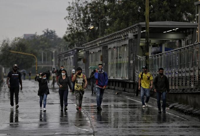 Transmilenio - bloqueos en el sistema