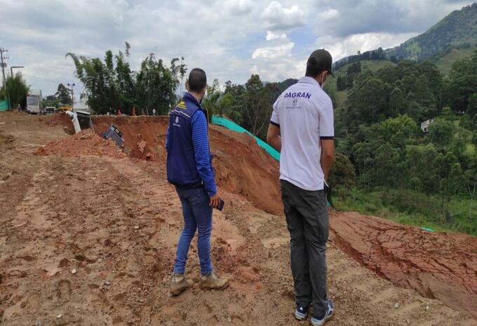 Referencia movimiento en masa en Caldas, Antioquia.