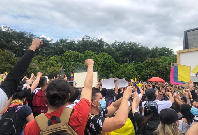 Manifestaciones en el Parque de los Deseos de Medellín