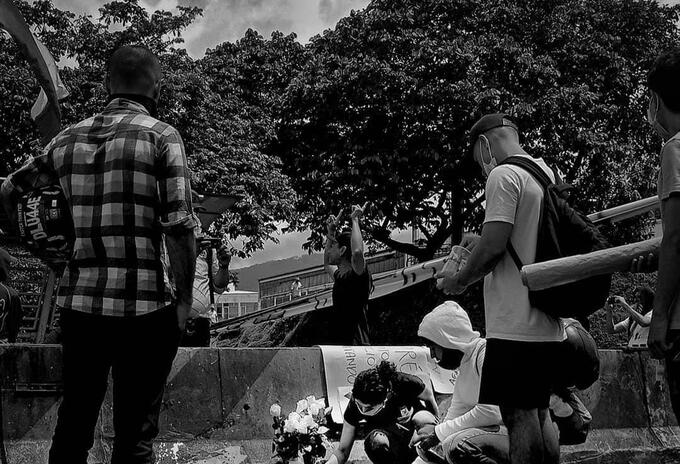 Homenaje en el Viaducto de Pereira