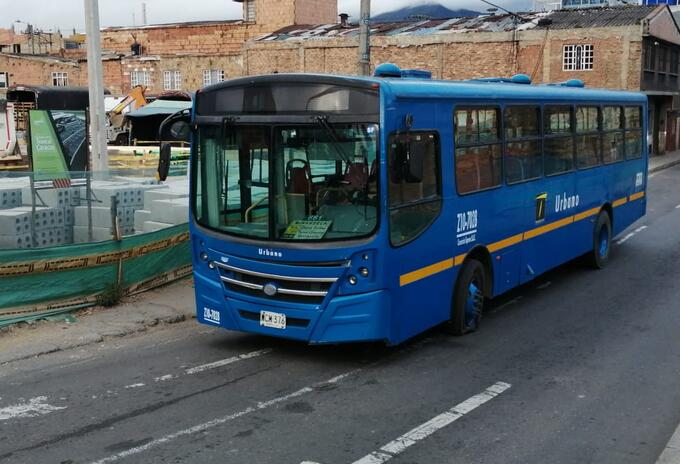 Bus del SITP pinchado en el sur de Bogotá