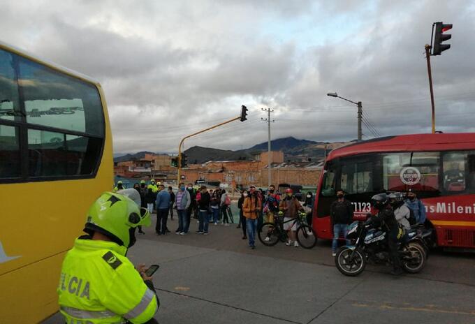 Cierre de los portales Usme y Tunal por bloqueos
