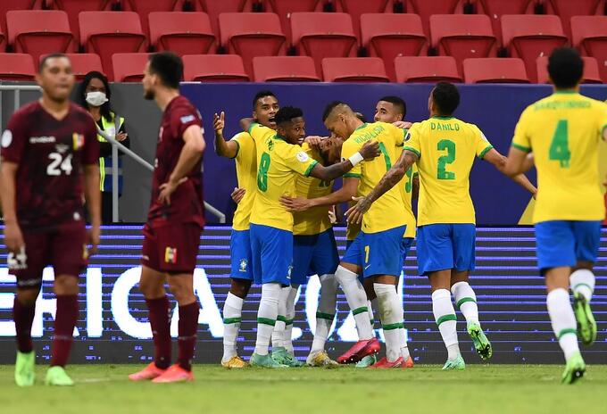Copa América: Brasil derrota 3-0 a Venezuela Copa América: Brasil derrota 3-0 a Venezuela