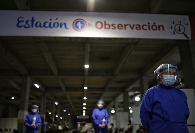 VACUNACIÓN CONTRA LA COVID VACUNACIÓN CONTRA LA COVID