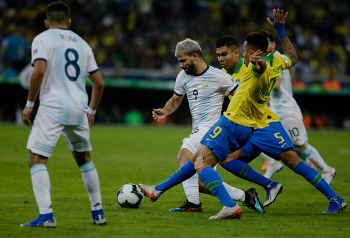 KUN AGÜERO KUN AGÜERO