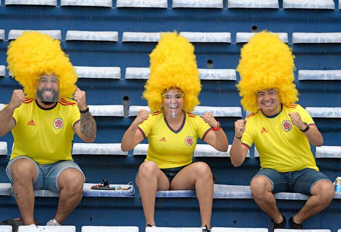 Hinchas Colombia Vs. Argentina