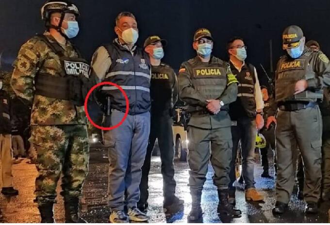 Secretario de Seguridad de Cali explicó porqué llevaba un arma | RCN Radio