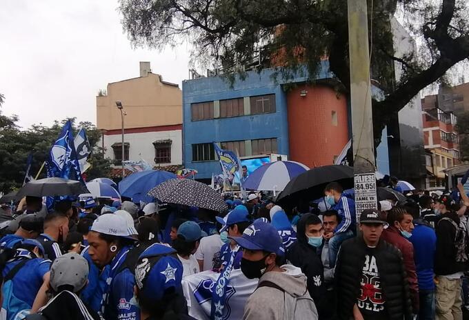Amarga fiesta azul por derrota contra el ‘equipo Pijao’