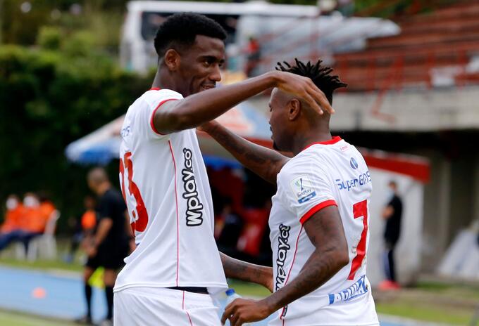 AMÉRICA-ÁGUILAS DORADAS AMÉRICA-ÁGUILAS DORADAS