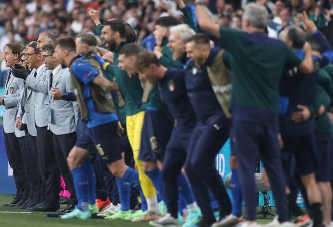 Selección de Italia canta el himno de su país en la Eurocopa 2021 Selección de Italia canta el himno de su país en la Eurocopa 2021