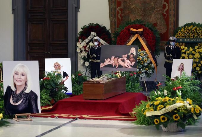 Raffaella Carrà funeral exequias