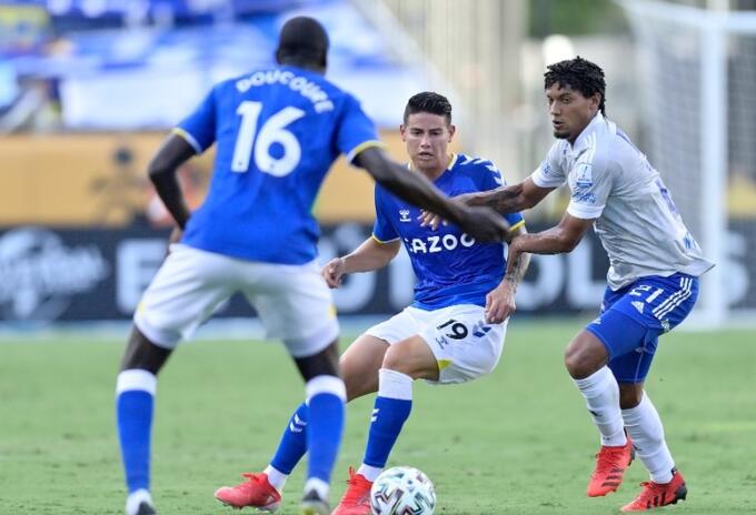 James Rodríguez vs Millonarios