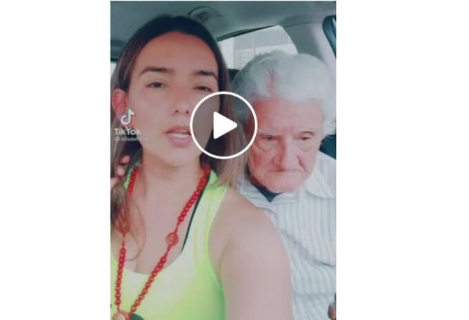 Los videos chistosos de 'Ayuda para una beca' en redes Los videos chistosos de 'Ayuda para una beca' en redes