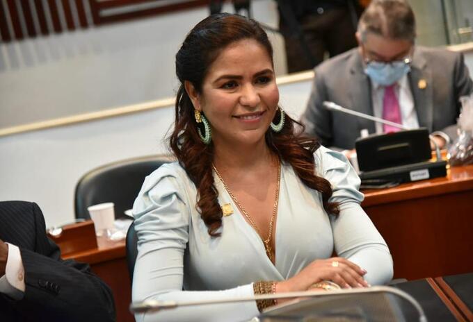 Representante Yenica Acosta