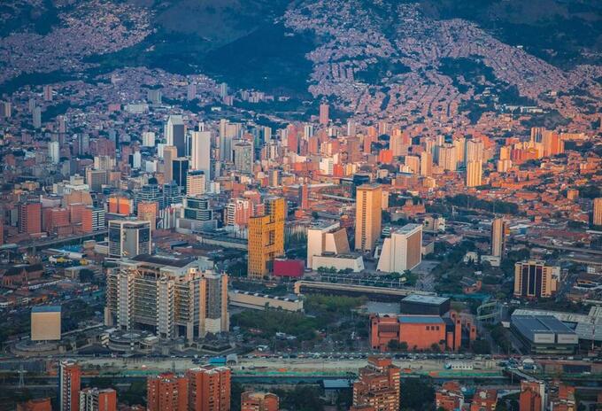 Referencia construcciones en Medellín.