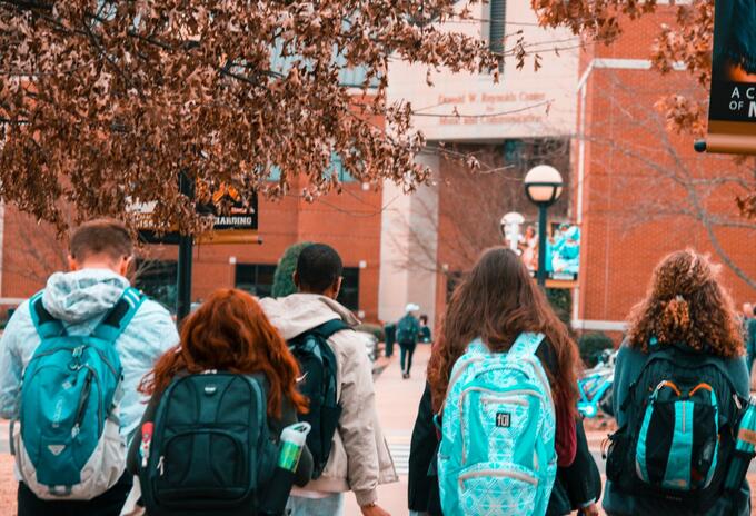 Abiertas líneas de crédito 'Tú Eliges Mediano Plazo' para estudiantes de pregrado