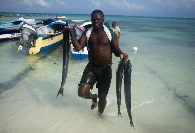 Pescador en San Andrés islas