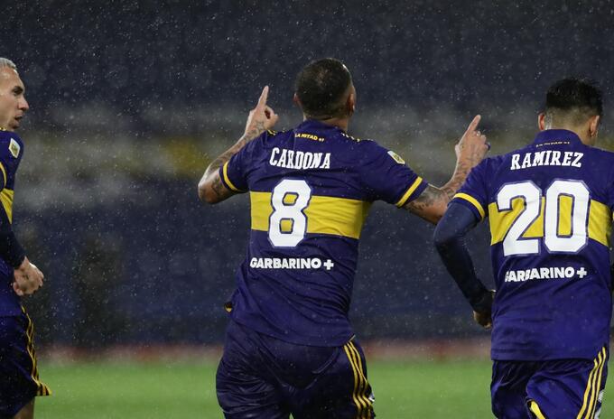 Edwin Cardona celebra gol que marcó con Boca Juniors Edwin Cardona celebra gol que marcó con Boca Juniors