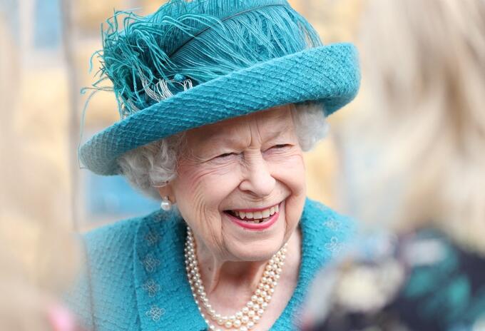 Reina Isabel II