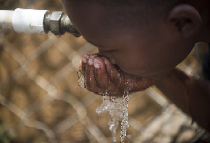 Agua potable en Colombia - referencial.