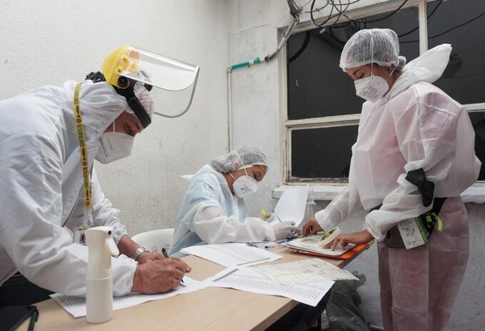 Se aplican pruebas PCR y de antígeno