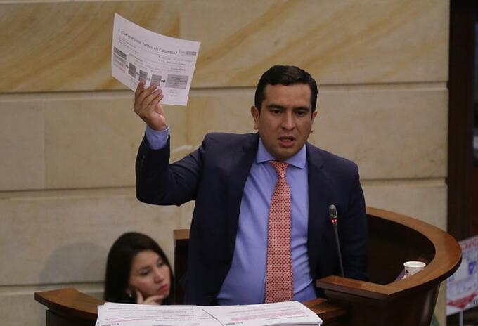 EDWARD RODRÍGUEZ EDWARD RODRÍGUEZ