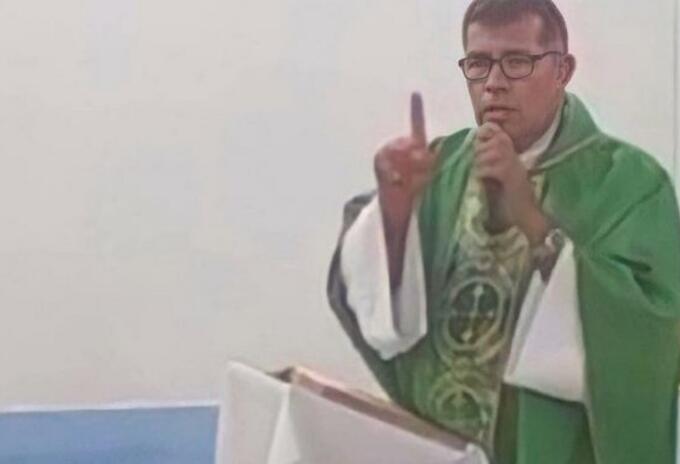 Sacerdote en Natagaima Sacerdote en Natagaima