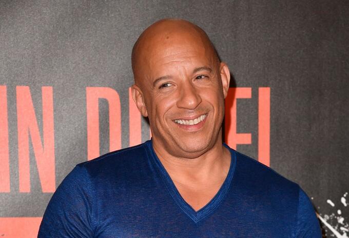Vin Diesel con barriga en vacaciones Vin Diesel con barriga en vacaciones