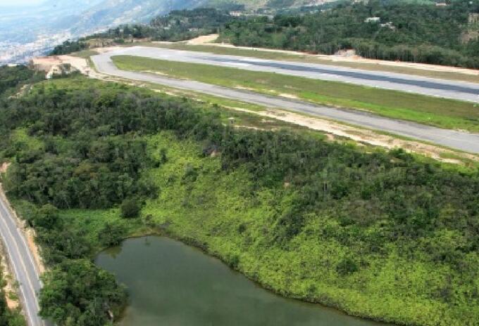 El director de la Aerocivil afirmó que la decisión fue concertada con las aerolíneas.