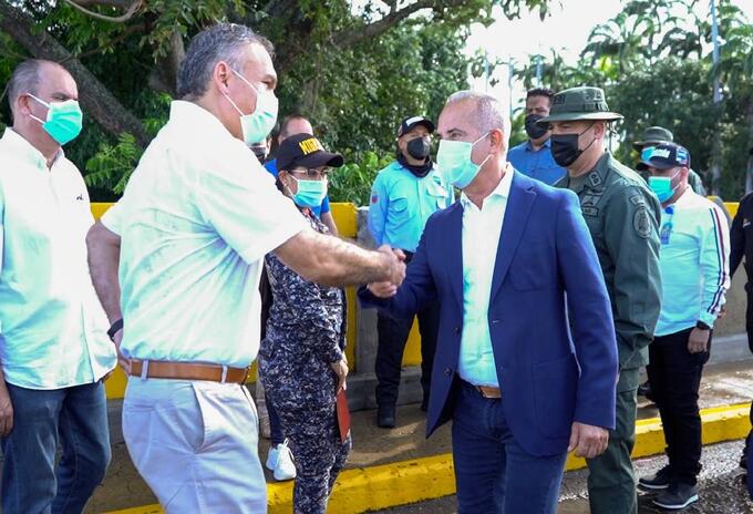 La reunión se dio entre Freddy Bernal y Víctor Bautista