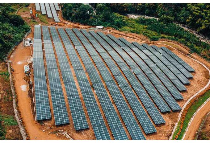 primera granja solar de Eje Cafetero primera granja solar de Eje Cafetero