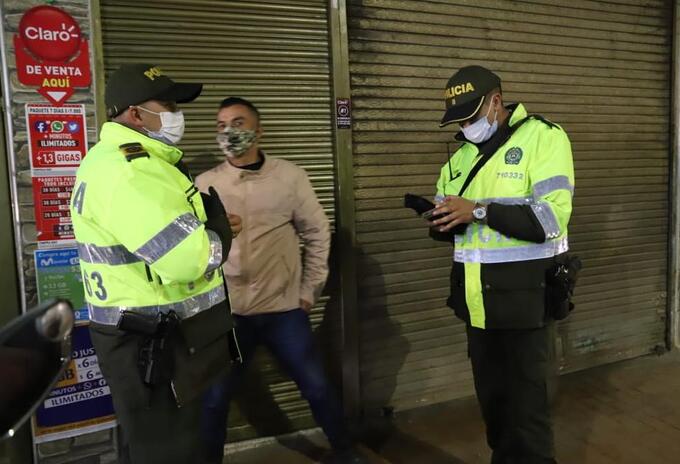 Policía nacional en intervención Bogotá