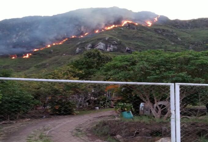 Incendio en Melgar, Tolima.