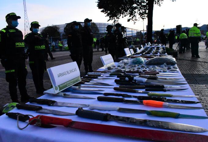Incautación armas blancas