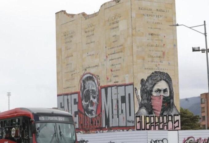 Demolición monumento de lo Héroes