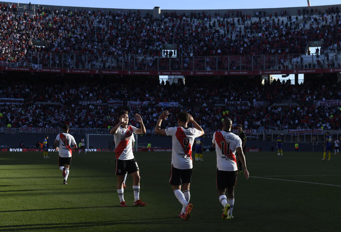 RIVER PLATE - BOCA JUNIORS RIVER PLATE - BOCA JUNIORS
