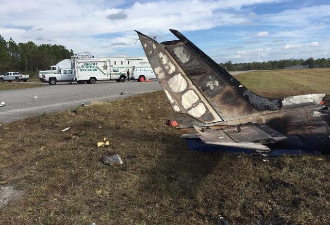 Avioneta se estrella en California