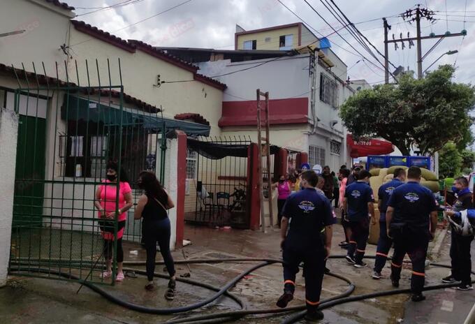Grave incendio en centro de rehabilitación en Bucaramanga deja dos muertos