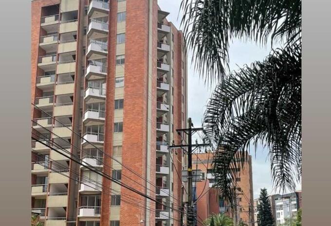 Referencia edificio Kampala en Medellín.
