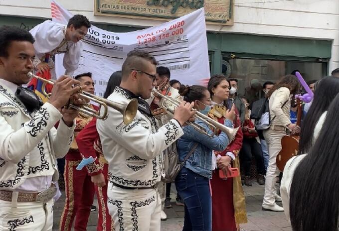 Mariachis para la alcaldesa de Bogotá