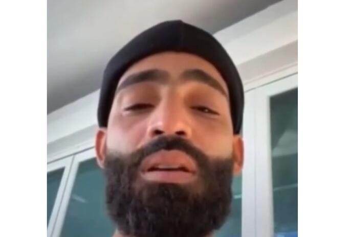 Arcangel llora la muerte de su hermano Arcangel llora la muerte de su hermano