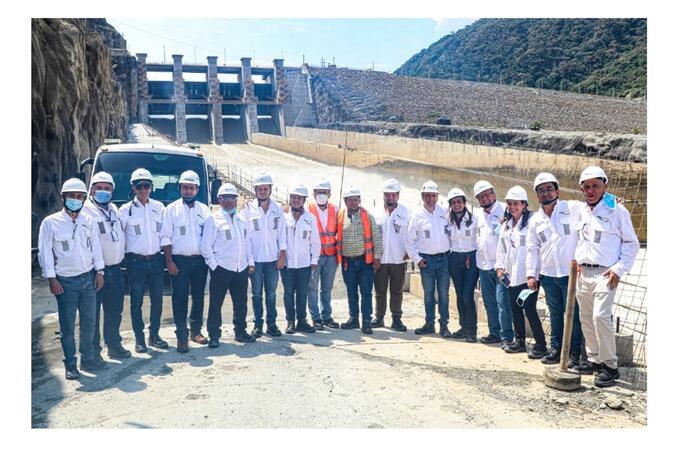 Visita de congresistas a Hidroituango.