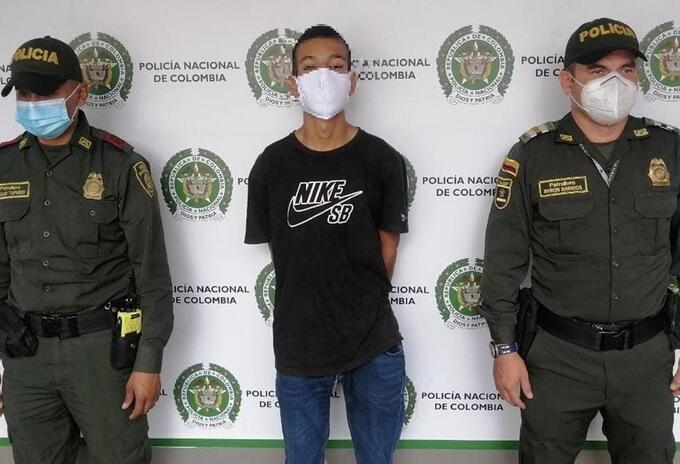 A puñal cogió a su compañera sentimental y casi la mata en Ibagué