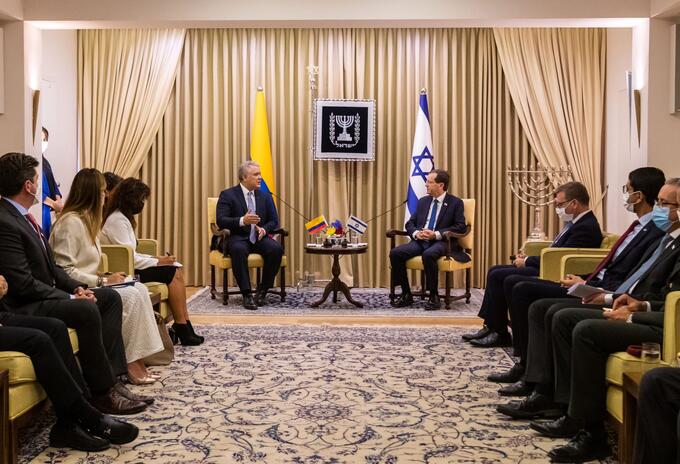 El presidente Iván Duque y el presidente Isaac Herzog.